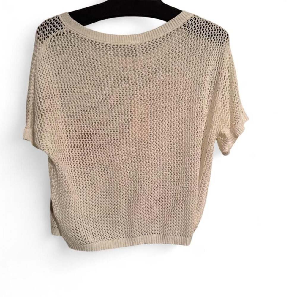 Dokotoo Cream Floral Knit Short Sleeve Top - Picture 2 of 2